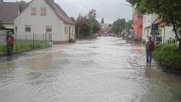 Ein See mitten in Schwarzach. Foto: Lothar Nagel