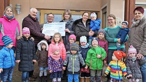 Die Kindertagesstätte freute sich über die Spende.  Foto: Franz Galster