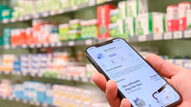 Die Einf&uuml;hrung des E-Rezepts wird wohl noch einige Zeit auf sich warten lassen.
