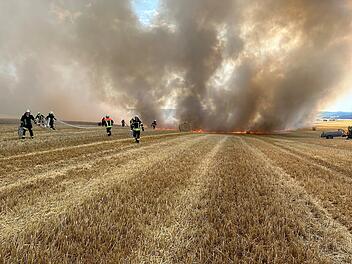 Feldbrand nahe Obernzenn ausgebrochen
