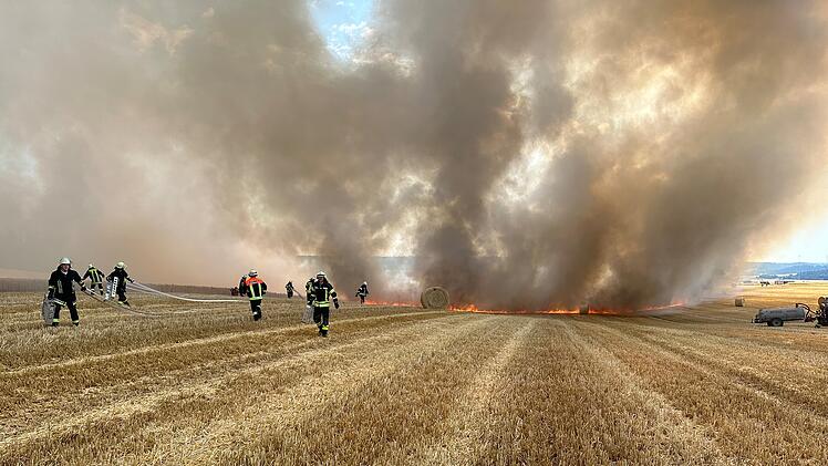 Feldbrand nahe Obernzenn ausgebrochen