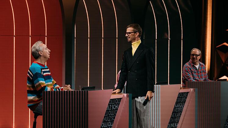 Olli Schulz (links) hat beim Aufeinandertreffen mit Joko Winterscheidt aus seinen Fehlern gelernt.