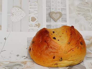 Symbolbild: Rosinenbrot, Osterbrot