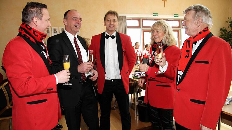Impressionen von der Schlüsselübergabe im Weisendorfer Rathaus. Foto: Richard Sänger