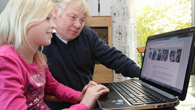 Ein schneller Internetzugang ist wichtig -  in  der  Schule und  im  Berufsleben. Das wissen  Anna und Michael   Rauterberg. Foto: Alexander  Hartmann