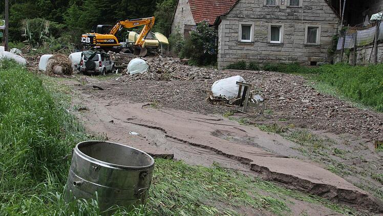 Die Wiese bei der Paßmühle ist jetzt unbrauchbar und muss ausgebaggert werden.