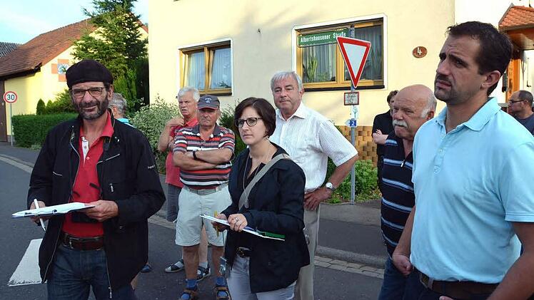 Stadtteilspaziergang in Albertshausen. Foto: Peter Rauch