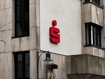 Bankkunde wird zum Opfer von Phishing-Betrug - trägt Sparkasse Mitschuld?
