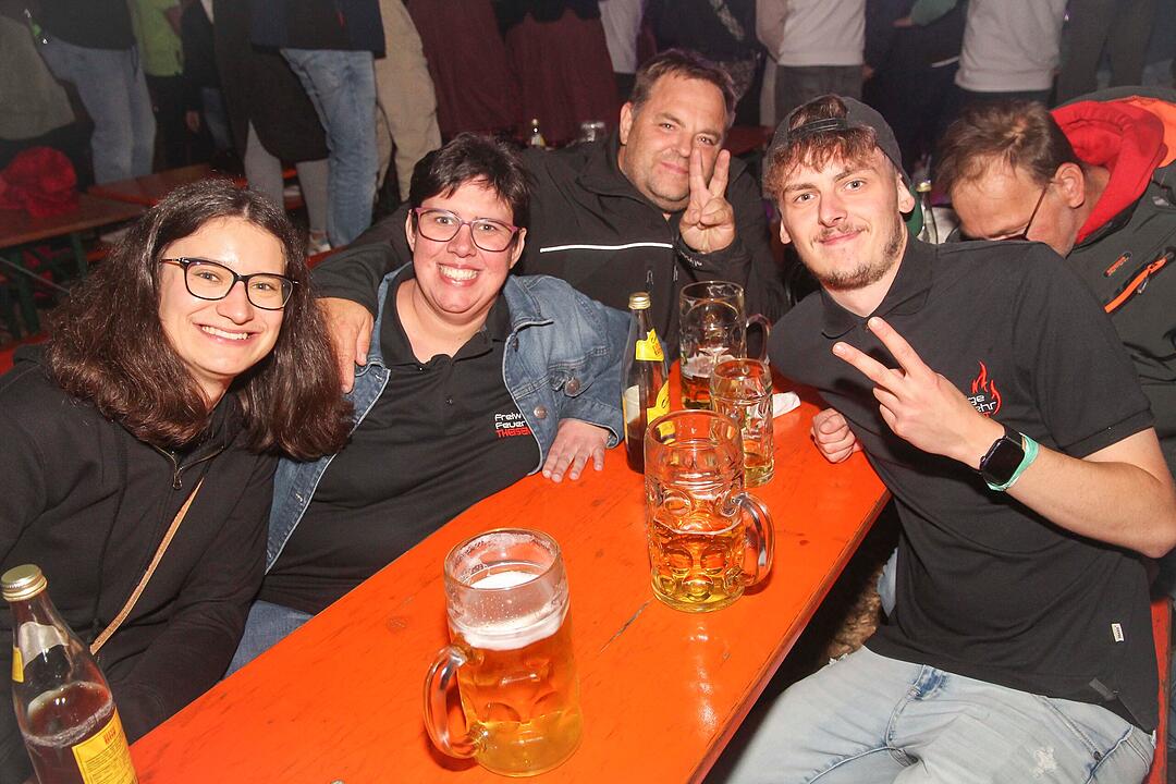 Super Stimmung in Schimmendorf.