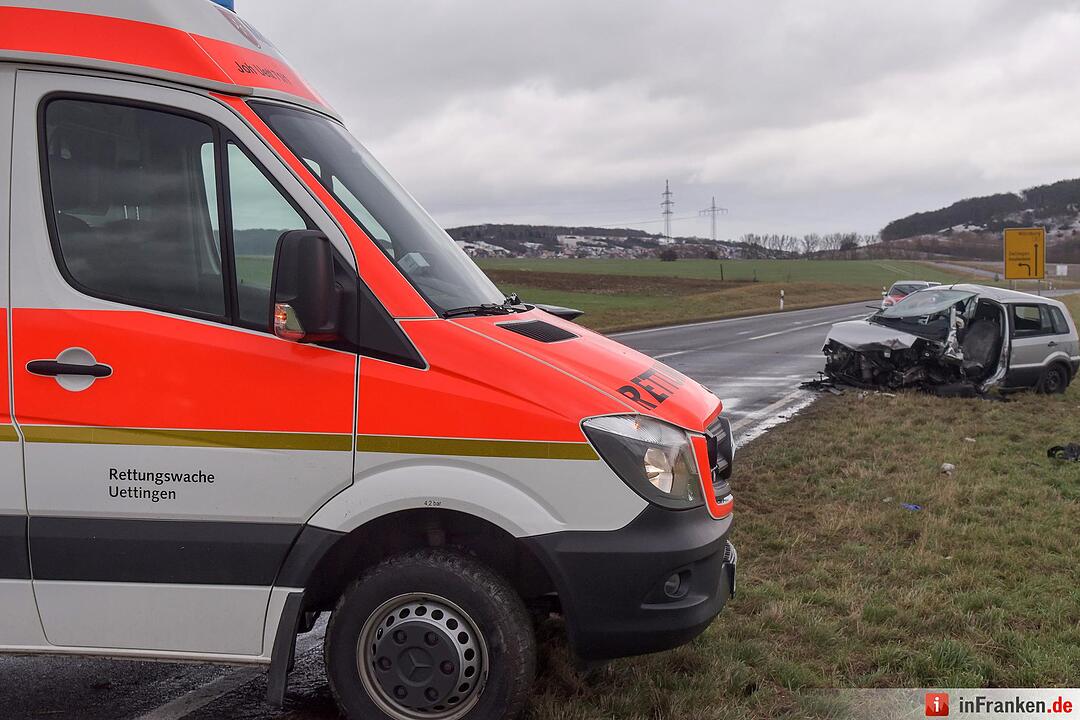 Tödlicher Verkehrsunfall auf B8 Richtung Würzburg