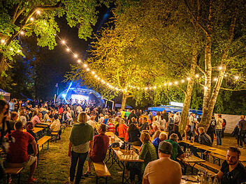 Hof: Saaleauenfest startet am Freitag mit viel Live-Musik - Tickets, Programm, Öffnungszeiten