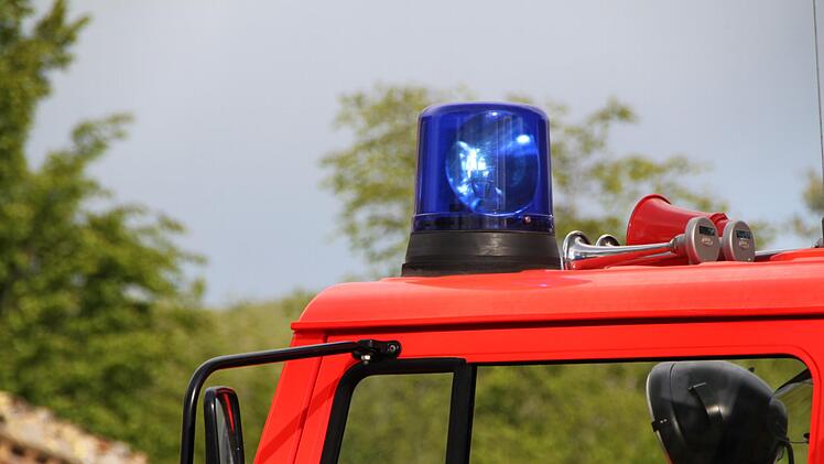 Die F&ouml;rderung f&uuml;r den Kauf jeweils eines Tragkraftspritzenfahrzeugs und  je einer -spritze einer erhalten die  Feuerwehren R&ouml;mershag, Volkers  und Rupboden. Symbolbild: Ulrike M&uuml;ller