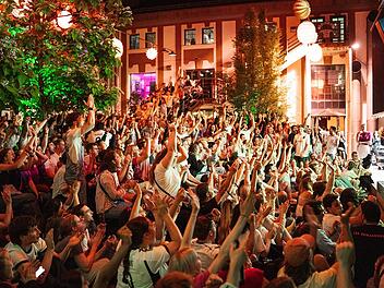 Erlangen: Public Viewing zur Fu&szlig;ball-WM 2026 im E-Werk - was Besucher erwartet