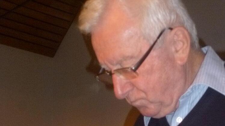 Wilhelm Wolpert ist Autor für ostunterfränkische Mundart. Foto: Philipp Bauernschubert