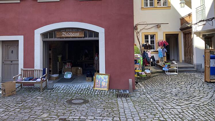 Volkach l&auml;dt zu Mitmach-Aktion "Hof-Flohm&auml;rkte" ein - der Tourplan