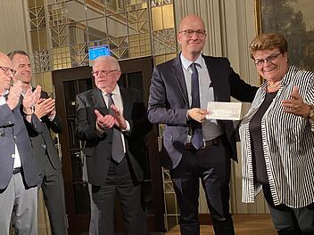 Unser Bild zeigt (von links): Anton Schick, Alexander Steinbeis, Hans-Ulrich Finger, Dirk Vogel und Martha Müller. Foto: Gerhild Ahnert