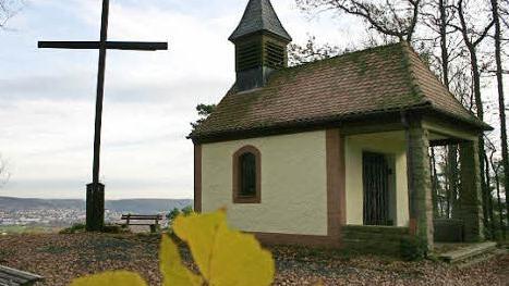 Düstere Aussichten für die Barbara-Kapelle in Ebern. Foto: Eckehard Kiesewetter