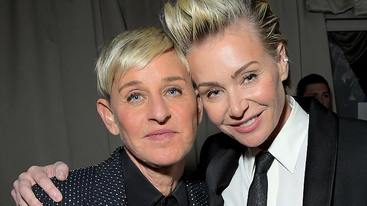 Eigentlich wollten Ellen DeGeneres und ihre Ehefrau, die Schauspielerin Portia de Rossi, nur vorübergehend im Vereinigten Königreich bleiben.