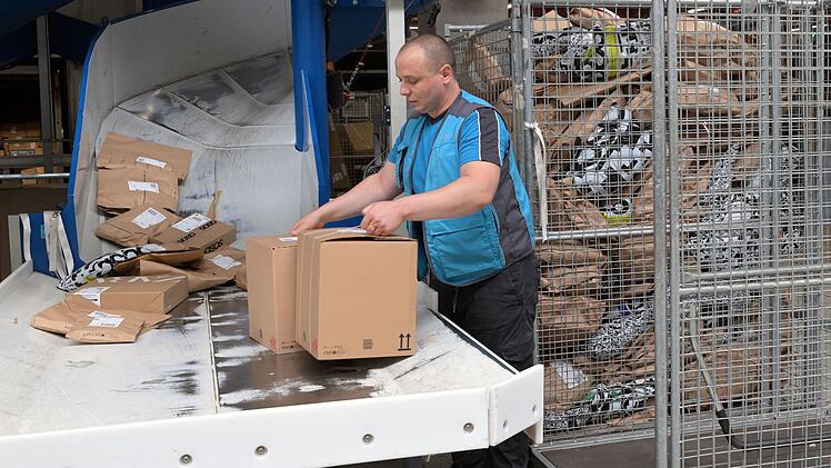 Brandenburgs Ministerpr&auml;sident besucht Firma Hermes Logistik