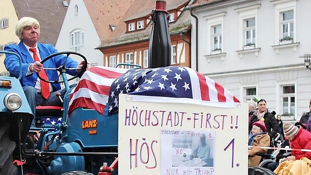 Der amerikanische Pr&auml;sident tuckerte im vergangenen Jahr unter Polizeischutz durch H&ouml;chstadts Stra&szlig;en.  Foto: Franziska Rieger (Archiv)