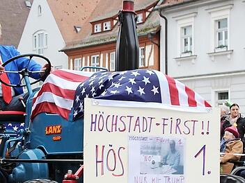 Der amerikanische Präsident tuckerte im vergangenen Jahr unter Polizeischutz durch Höchstadts Straßen.  Foto: Franziska Rieger (Archiv)