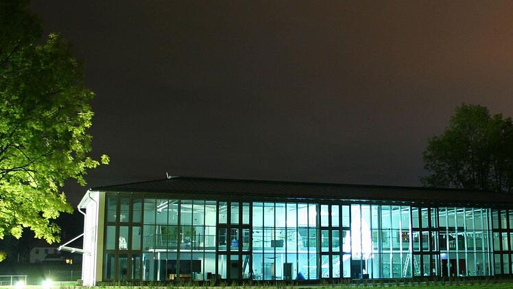 Die Leitung des Europäischen Museums für Modernes Glas bleibt in der Zuständigkeit von Sven Hauschke.Jochen Berger