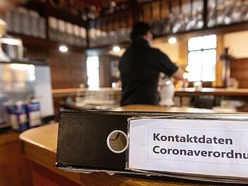 Die Kontaktdaten mussten lange Zeit beim Wirtshausbesuch angegeben werden. Damit ist es jetzt vorbei.