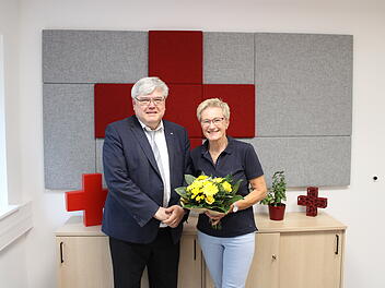 Anita Lorz hat Dienstjubiläum Anita Lorz hat Dienstjubiläum