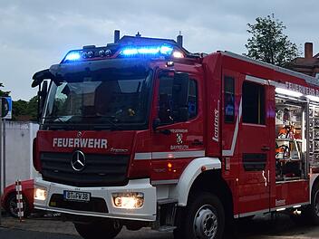 Bayreuth: Feuerwehr kommt in einer Minute - Leben in Turnhalle gerettet