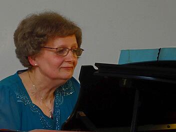 Annerose Röder gestaltete einen Klaviernachmittag im Coburger Kunstverein. Foto: Jochen Berger