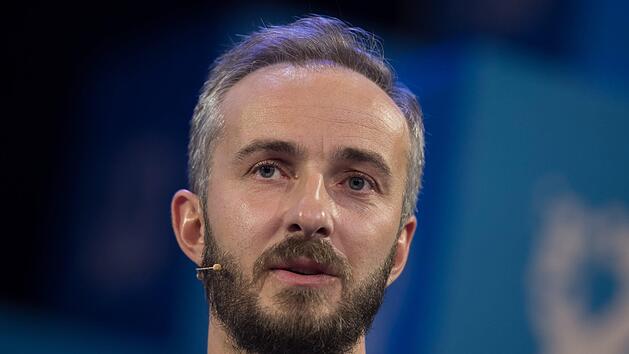 Jan B&ouml;hmermann will SPD-Vorsitzender werden. Er k&uuml;ndigte seine Kandidatur in der Sendung Neo Magazin Royale an. Symbolbild: Sven Hoppe/dpa