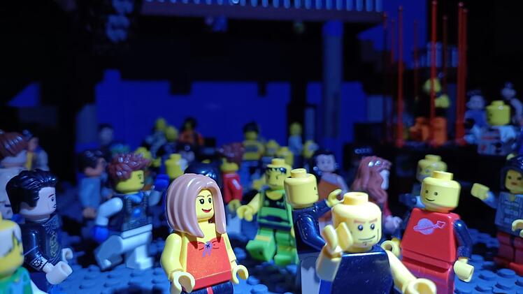 Fotostrecke: Legendärer fränkischer Nachtclub mit Legosteinen wieder zum Leben erweckt