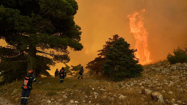 Waldbr&auml;nde in Griechenland - zwei Tote nach Feuer auf Salamis