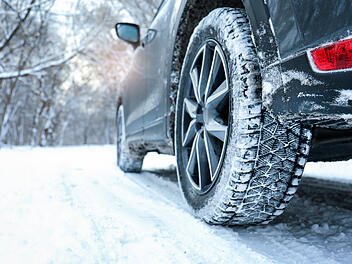 Großer Winterreifen-Test 2025 beim ADAC