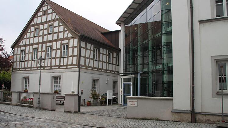 Die Arbeiterwohlfahrt ist seit vielen Jahren Mieter des Bürgerhospitals und betreut dort Pflegebedürftige. Nun aber verlässt die Awo die Einrichtung in der Spitalgasse. Foto: Anna-Lena Deuerling
