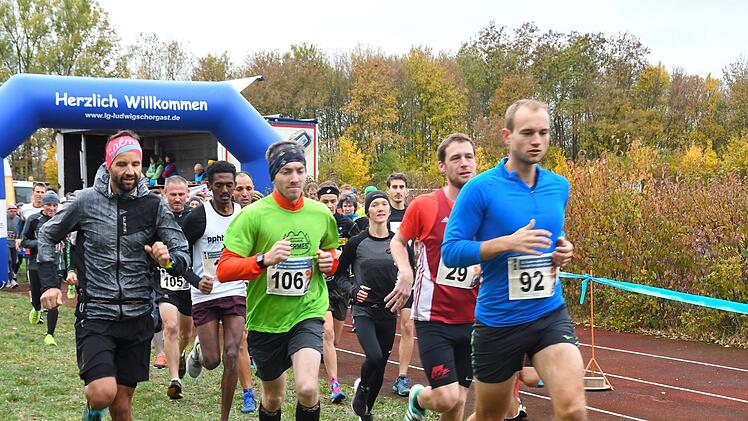 Start zum 32. Frankenwaldlauf. Foto: Michael Kraus