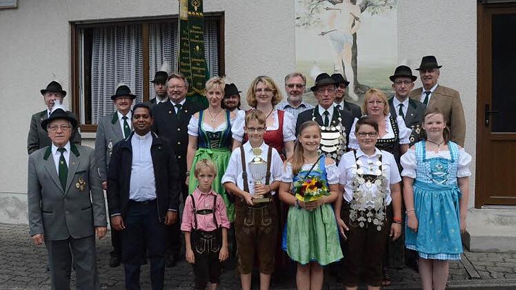 Strahlende Gesichter gab es bei der Königsproklamation.