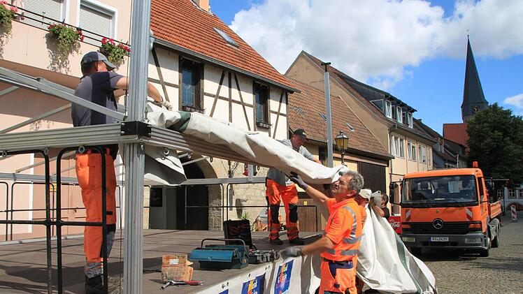 Aufbauarbeiten am Donnerstag.