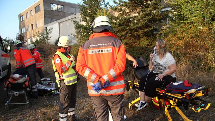 Szenen unangekündigten Übung der Feuerwehren Weisendorf und Großenseebach am Donnerstag, 20. September. Foto: Richard Sänger