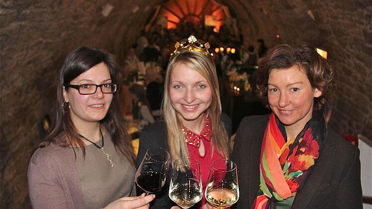Prost (von links): Theresa Schmid, Marion Wunderlich und Susanne Volkheimer Fotos: Gerd Schaar