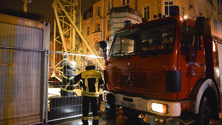 Gegen 3 Uhr nachts hat sich der Wasserrohrbruch ereignet. Foto: Ronald Rinklef