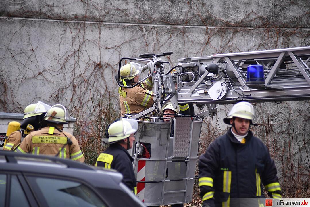 Dachstuhlbrand in der Geisfelder Straße in Bamberg