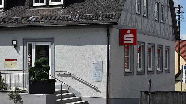 Die Sparkassenfiliale in Hiltpoltstein Foto : Petra Malbrich