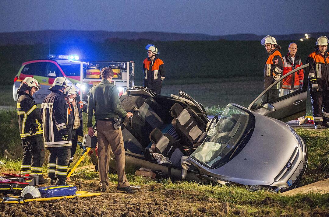 Unfall im Kreis Haßberge: 82-Jährige eingeklemmt