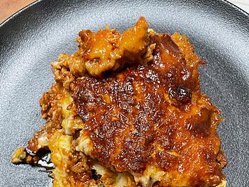 Lasagne mal anders: mit Hackfleisch und Gem&uuml;se.
