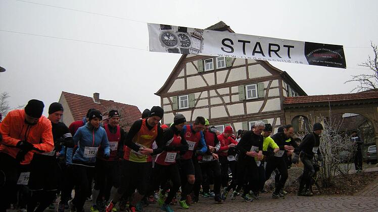 Impressionen vom Fuschter Silvesterlauf 2016. Foto: ssp