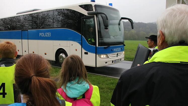 Eindrücke vom Bezirksentscheid der Schülerlotsen. Foto: Ralf Ruppert