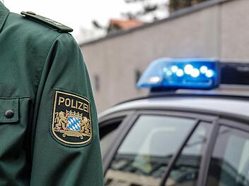 Die Polizei war am 24. März mit allen verfügbaren Kräften in der Forchheimer Egloffsteinstraße im Einsatz.  Foto: Archiv/Christopher Schulz
