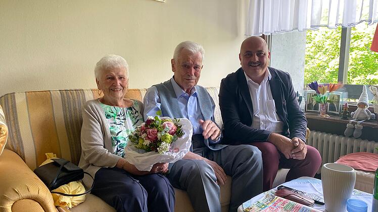 65 Jahre Ehegl&uuml;ck: Eiserne Hochzeit in Stein