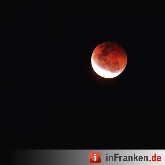 Leserfotos: Blutmond über Franken